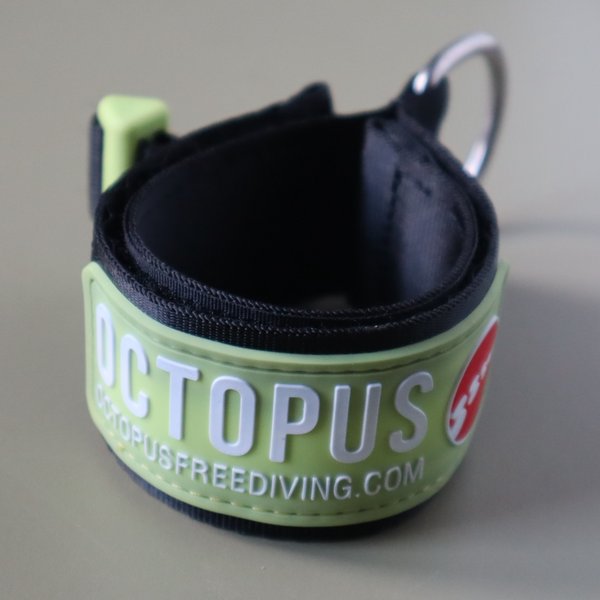green wristband
