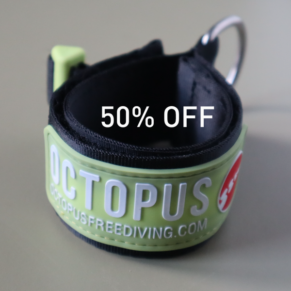 green wristband